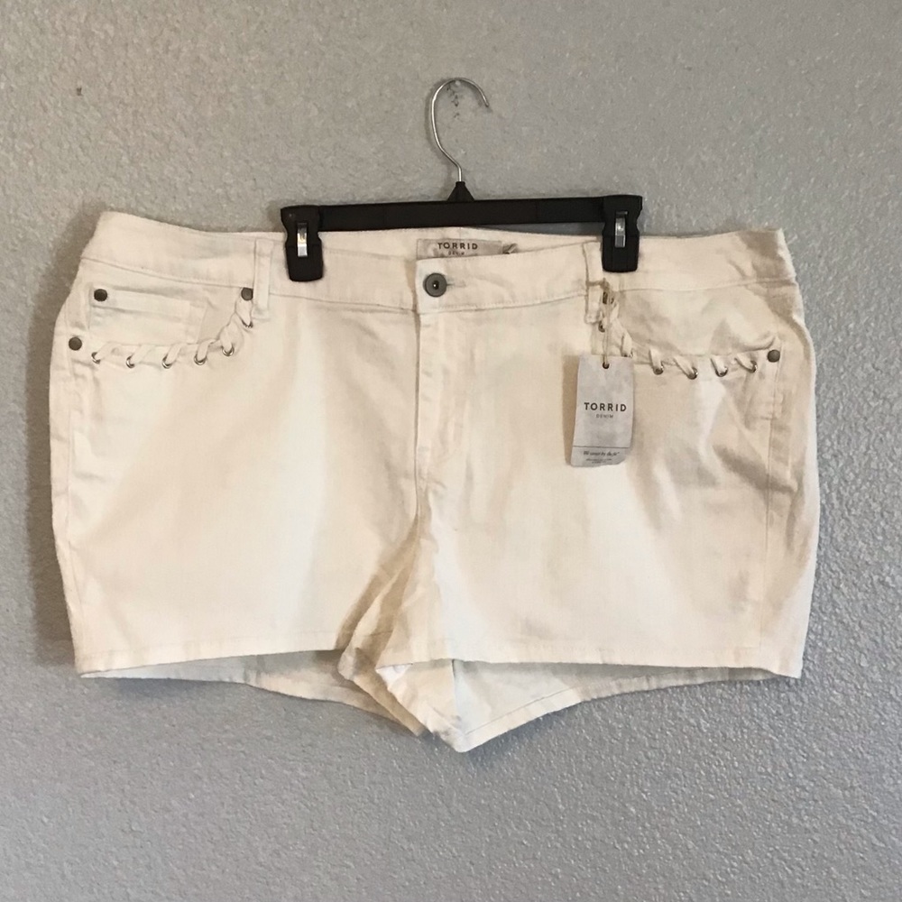 - Torrid Shorts.    NWT